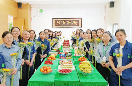 永卓科技(YOZHO)祝您三八妇女节快乐！你们是企业发展的重要力量，感谢你们陪伴永卓有机硅成长